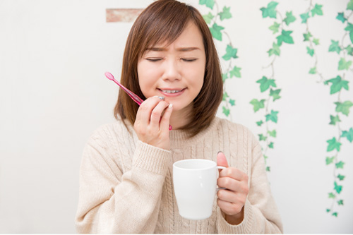 歯ぐきが腫れる・出血する